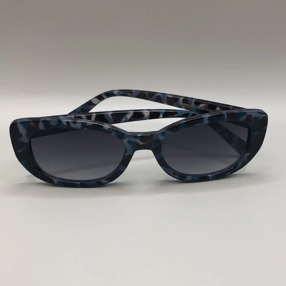 Bundle Lot 8 Sunglasses Cat Eye Square Round Shield